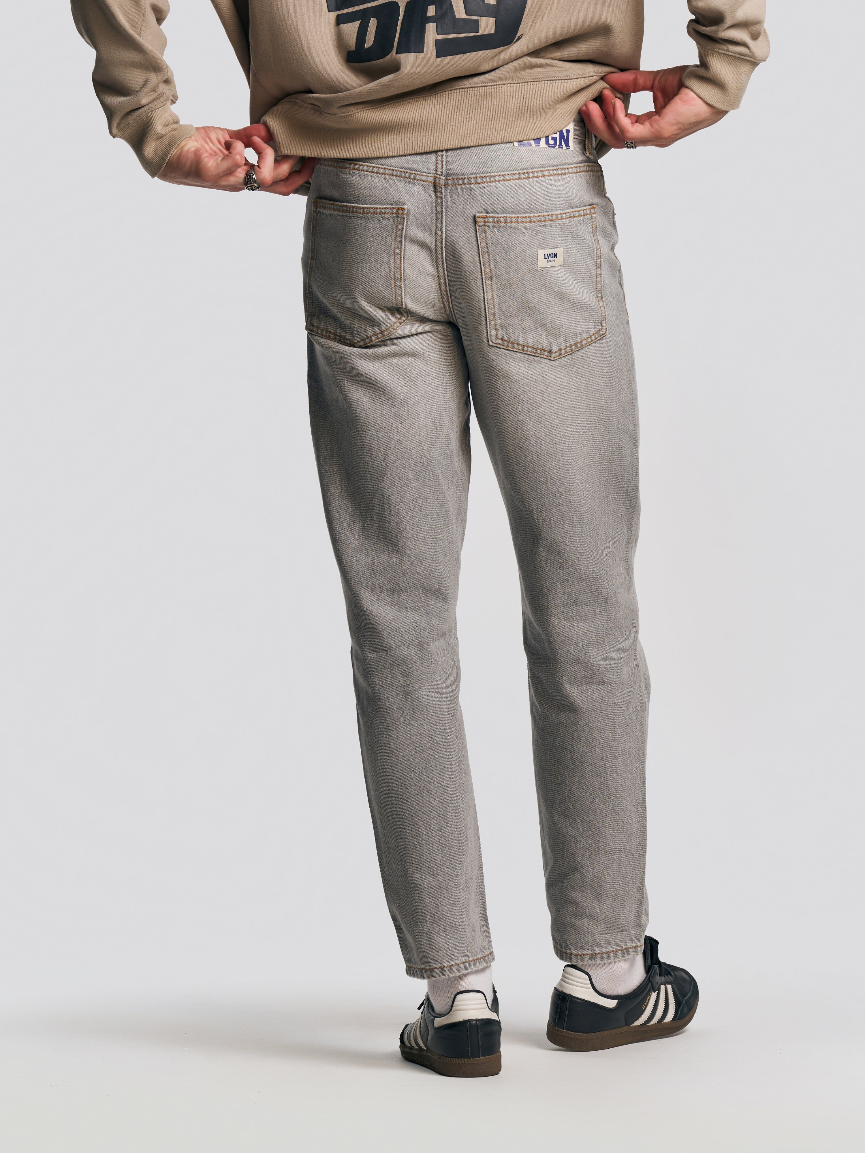 TOM VINTAGE STRAIGHT FIT JEANS GREY