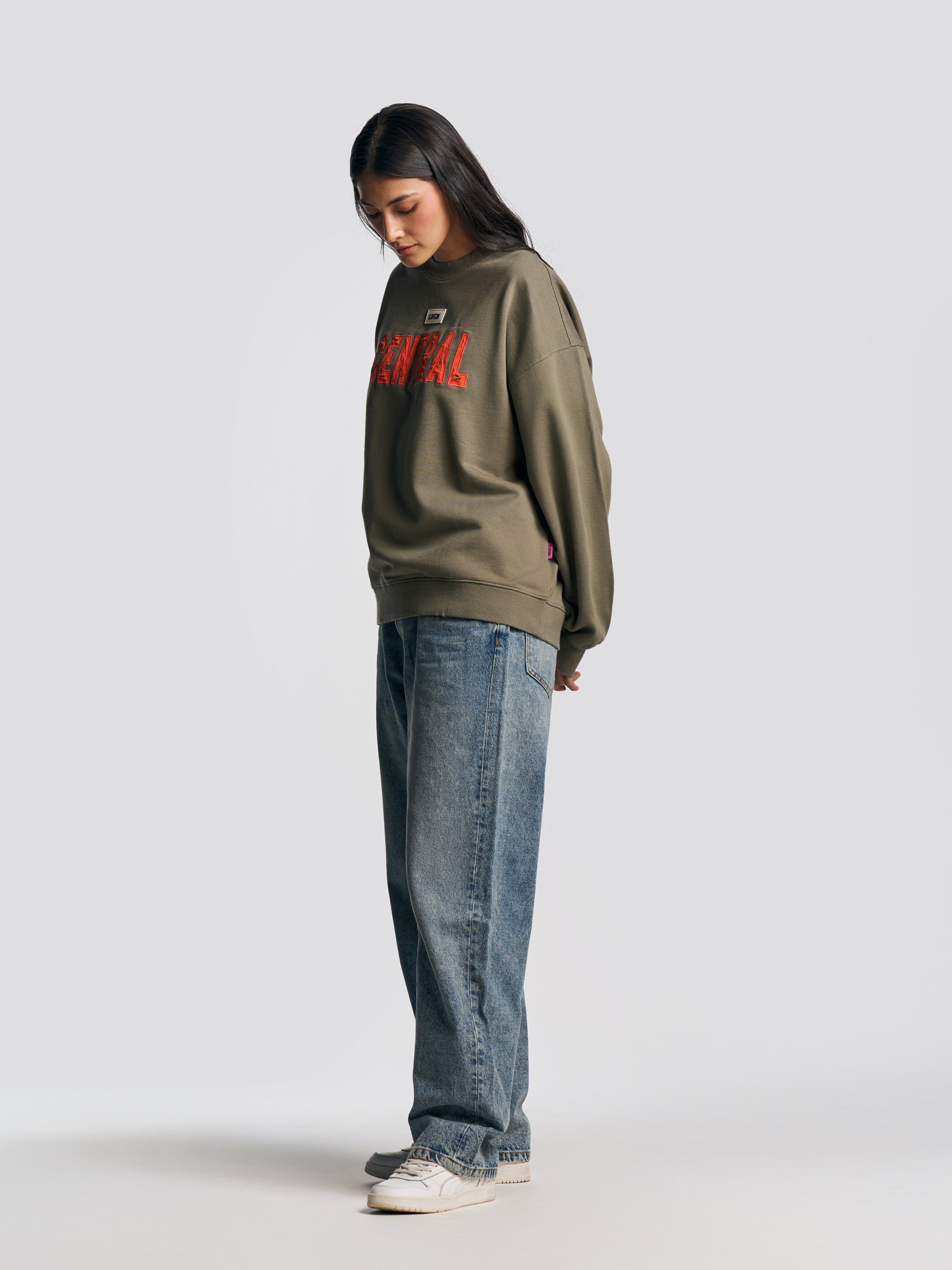 UNISEX HEMSWORTH BAGGY FIT JEANS TINTED MID BLUE
