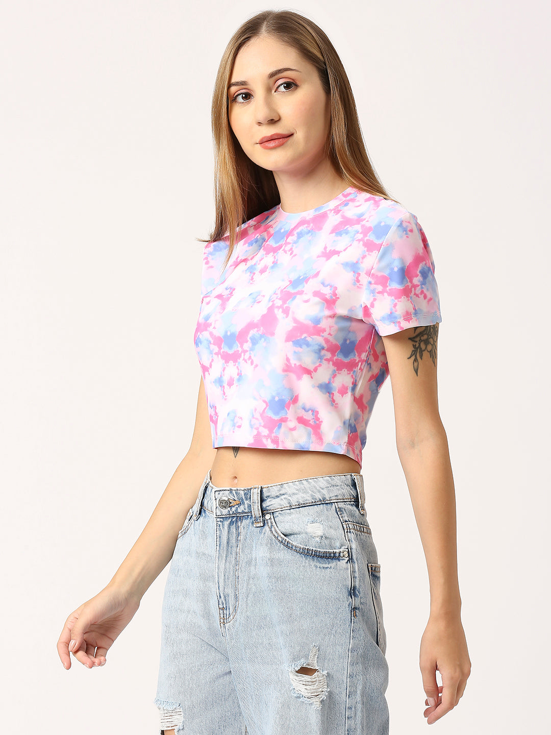 SNOW ROUND NECK SHORT SLEEVE FITTED CROP TOP