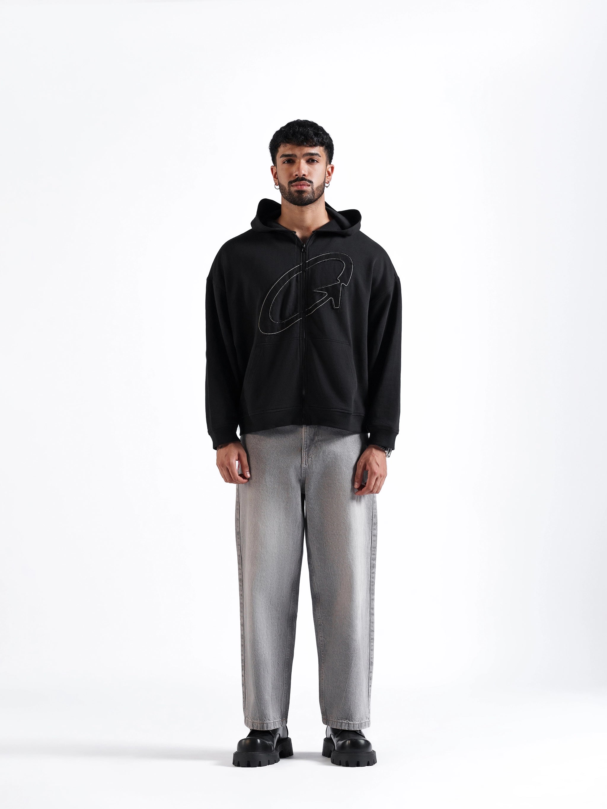 THE ORBIT HOODIE BLACK