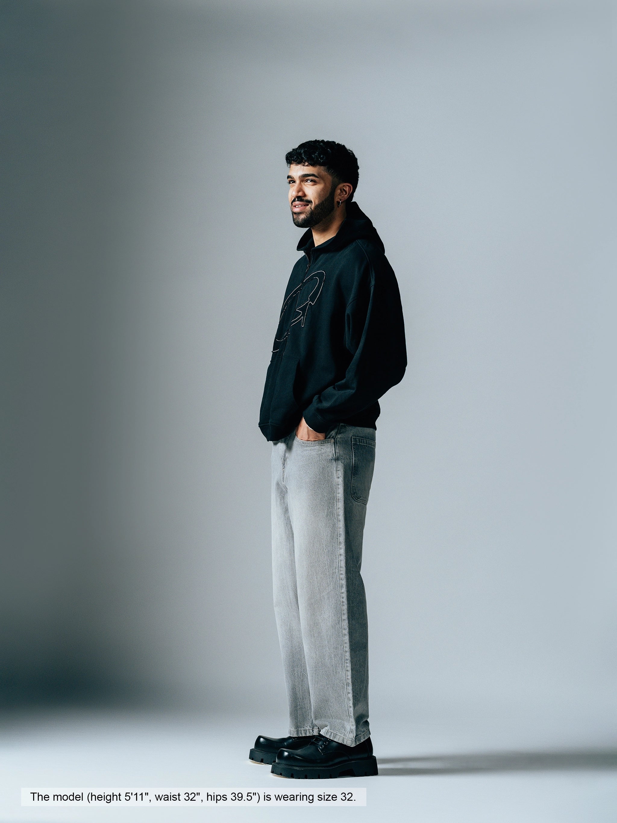 Straight Baggy Jeans Grey