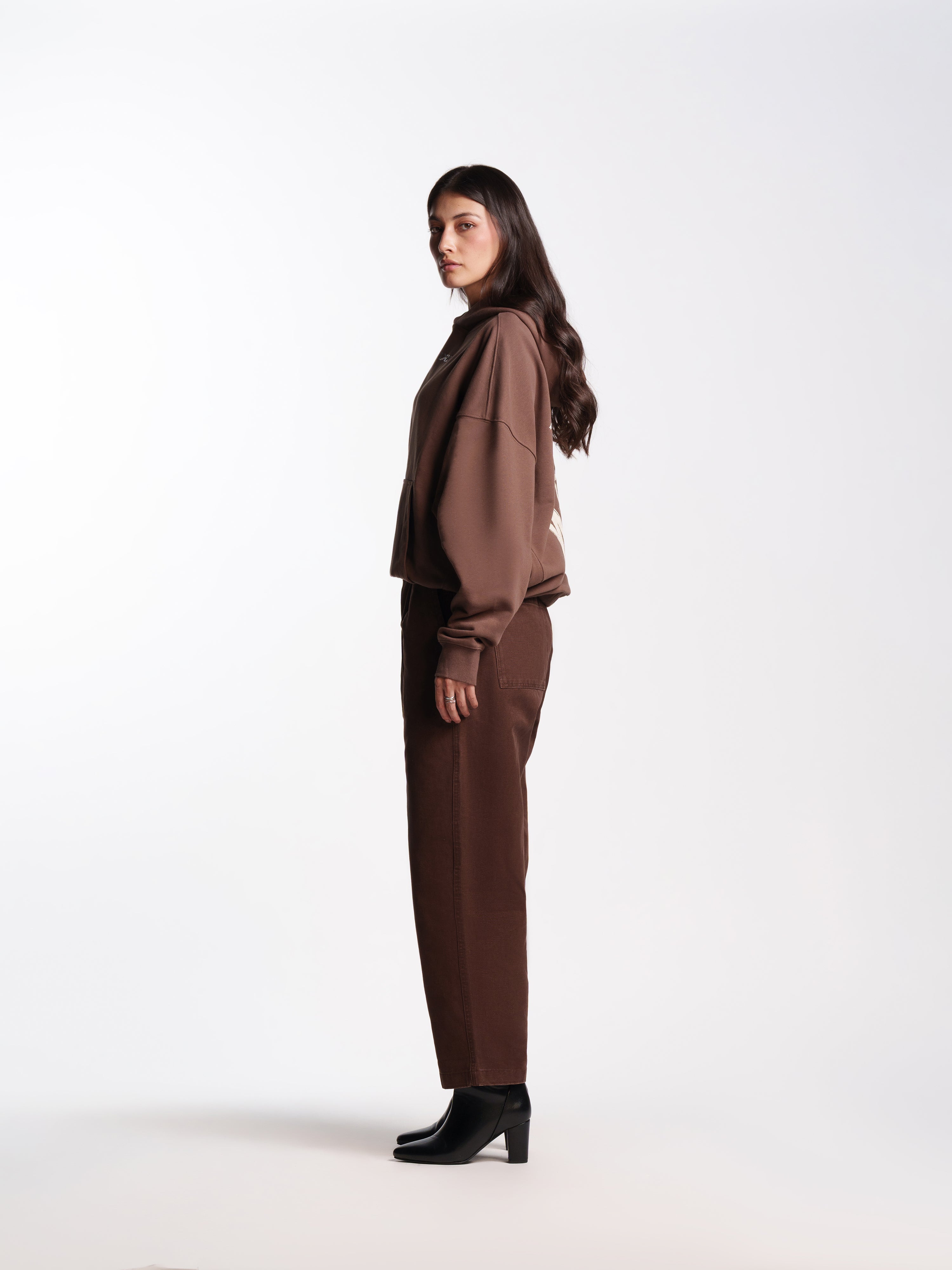 UNISEX BLAZE BROWN SLOUCHY JEANS