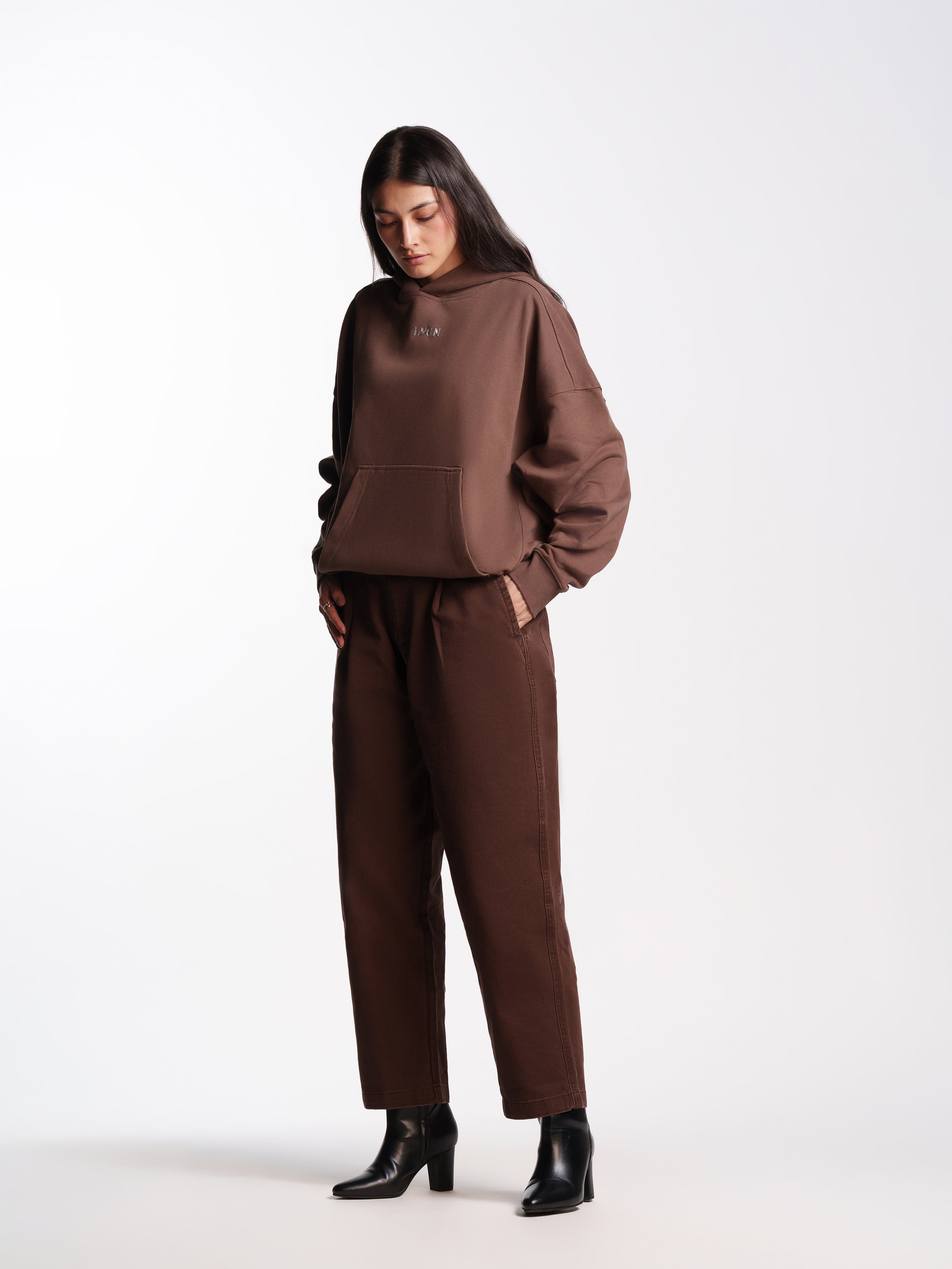 UNISEX BLAZE BROWN SLOUCHY JEANS