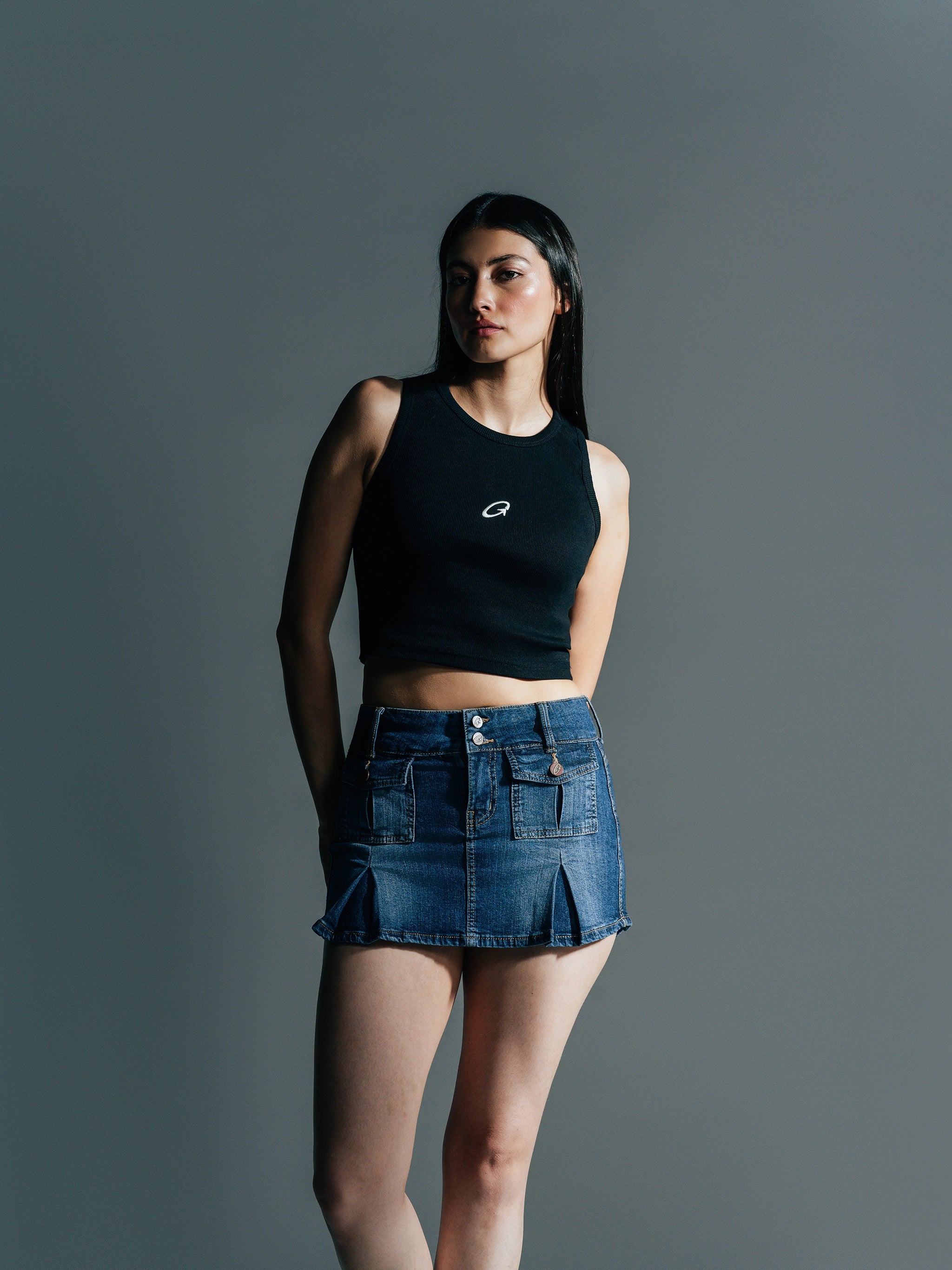THE BASE TANK TOP BLACK