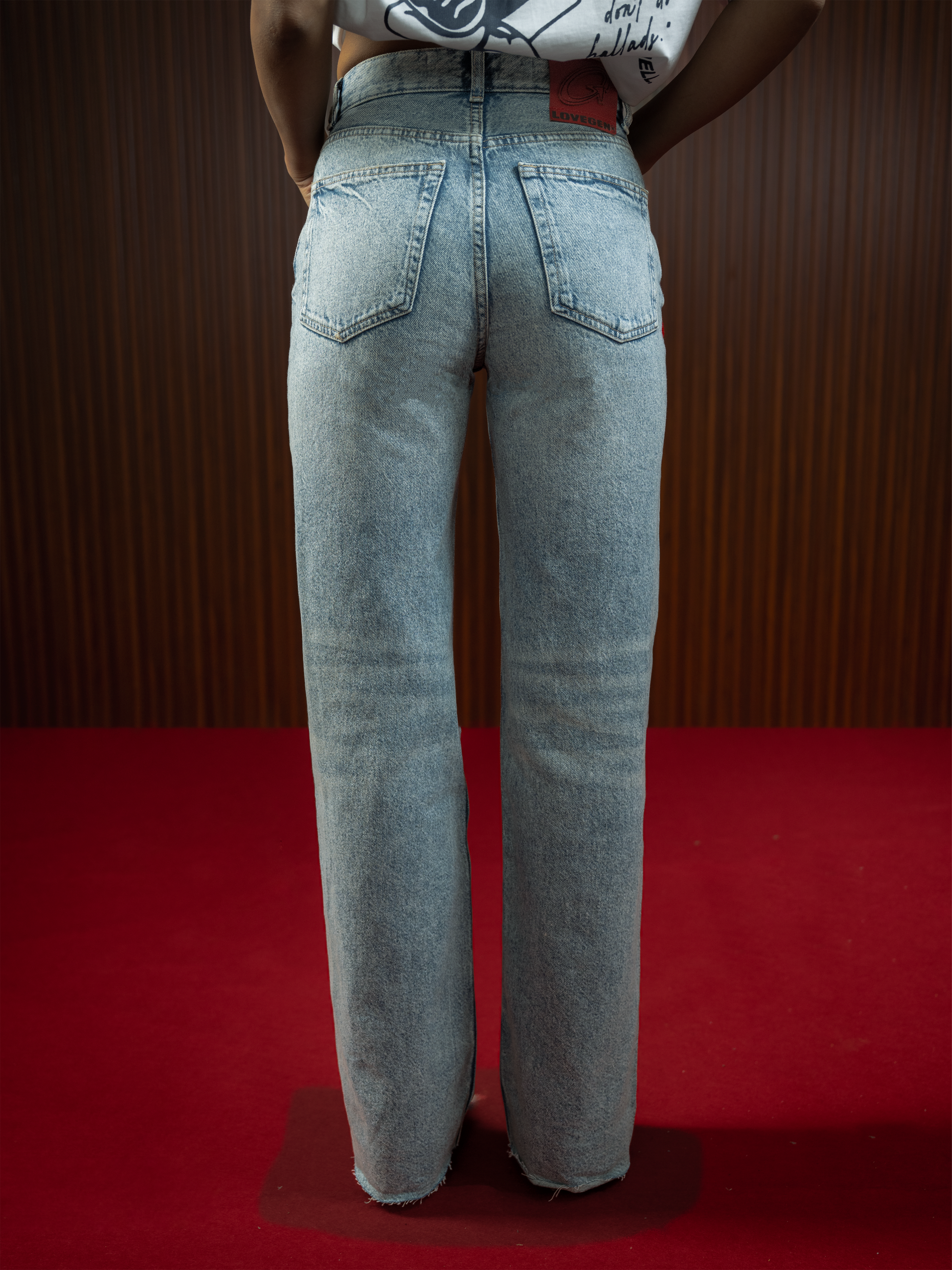 WOMEN'S FRAYED STRAIGHT JEANS MID BLUE