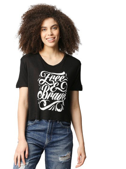Round Neck Black Crop T-Shirt With Print